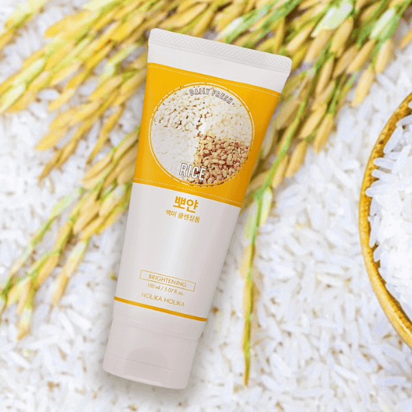 Holika Daily Fresh Rice Cleansing Foam
